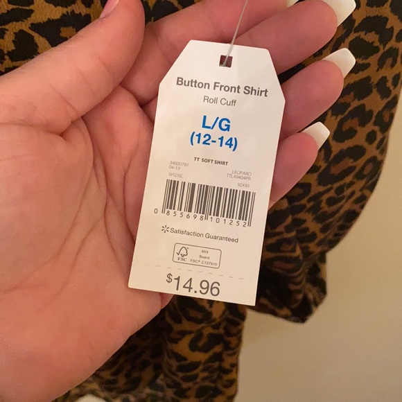 Time and Tru Leopard Button up. - Picture 3 of 3